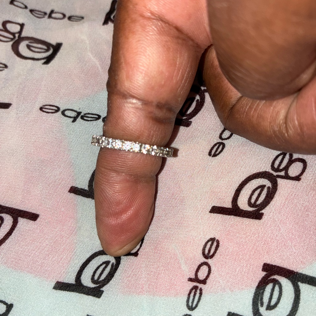 Elegant Silver Band Ring With Sparkling Stones 40$